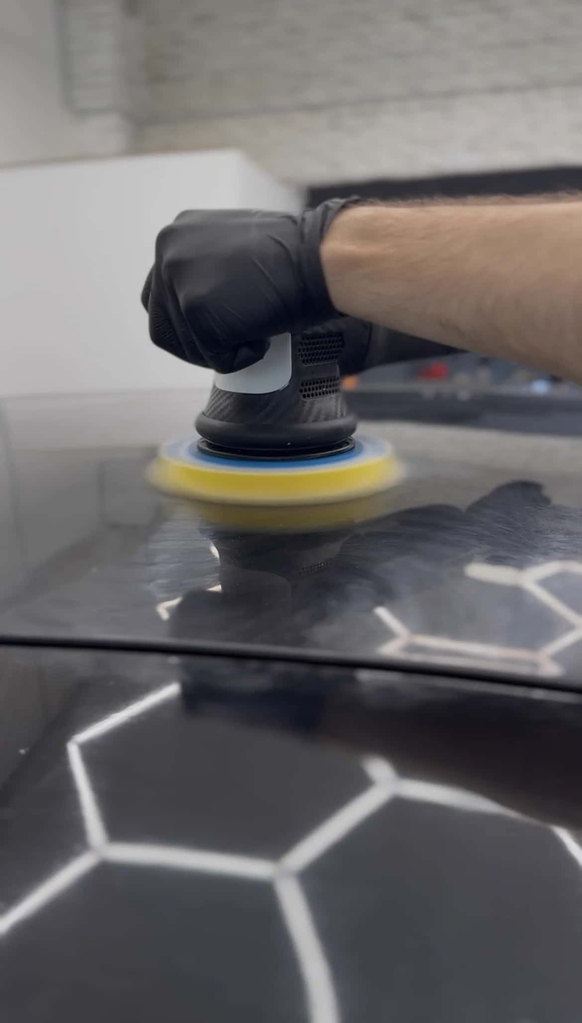 Paint polishing - JC Detailing Wauwil